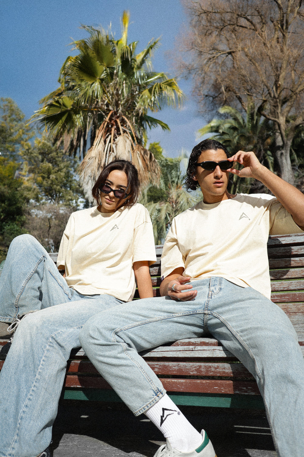 IVORY CREAM - AURORA DIVINIA T-SHIRT