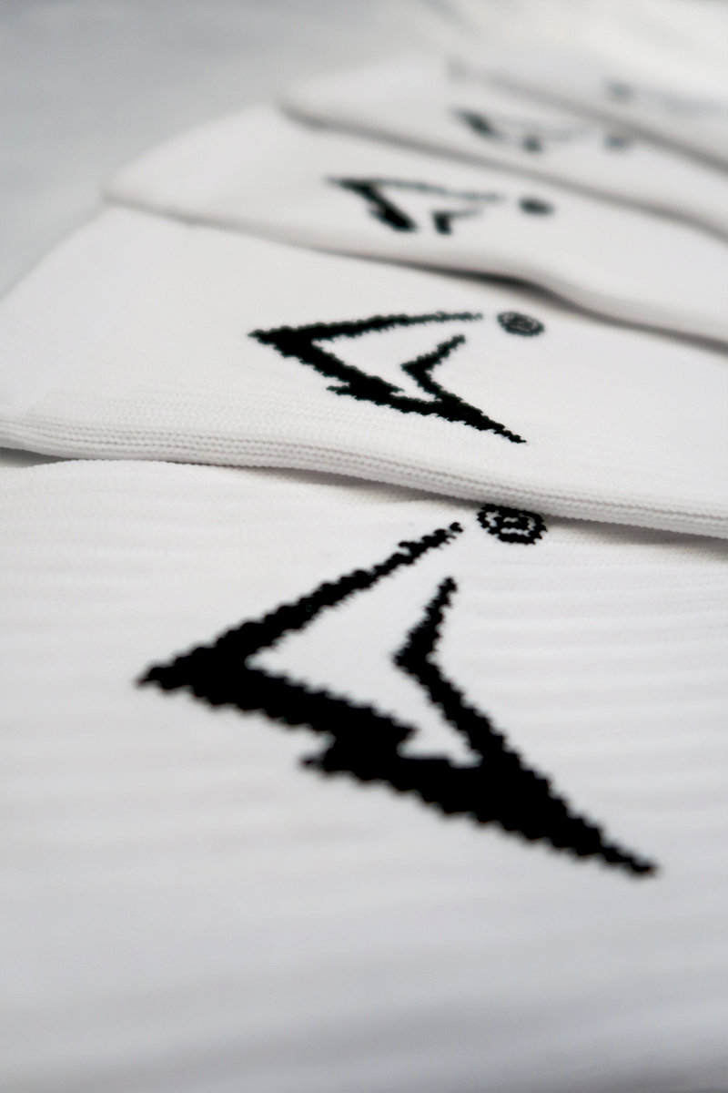 AURORA DIVINIA PERFORMANCE CREW SOCKS